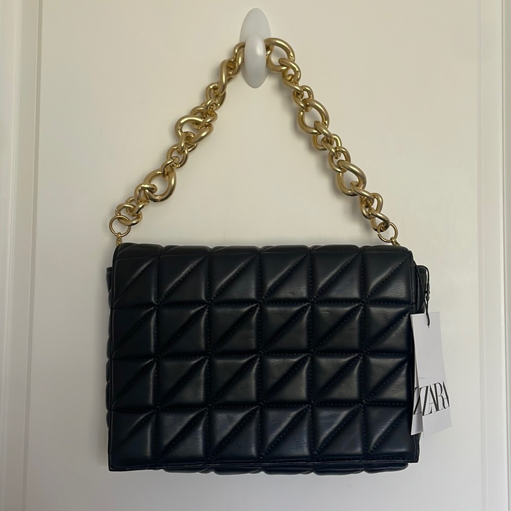 Zara Women’s Quilted Medium-Sized Bag Black